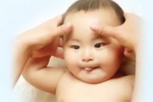 解讀(dú)廣大(dà)父母在嬰兒(ér)撫觸方面的(de)誤區(qū)